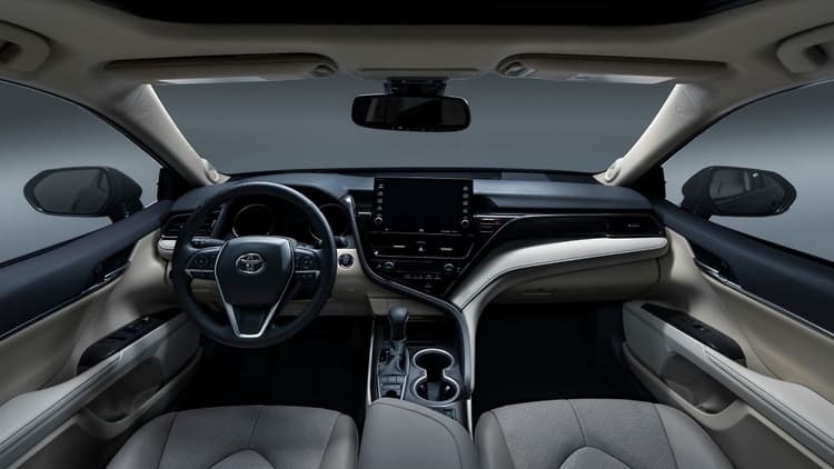 Interior Toyota Camry 2021